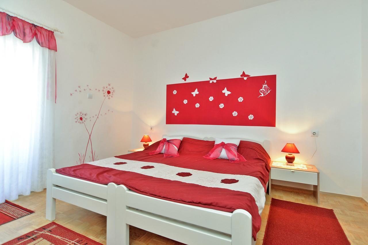 Apartments Stjepan 725 Fazana Bagian luar foto