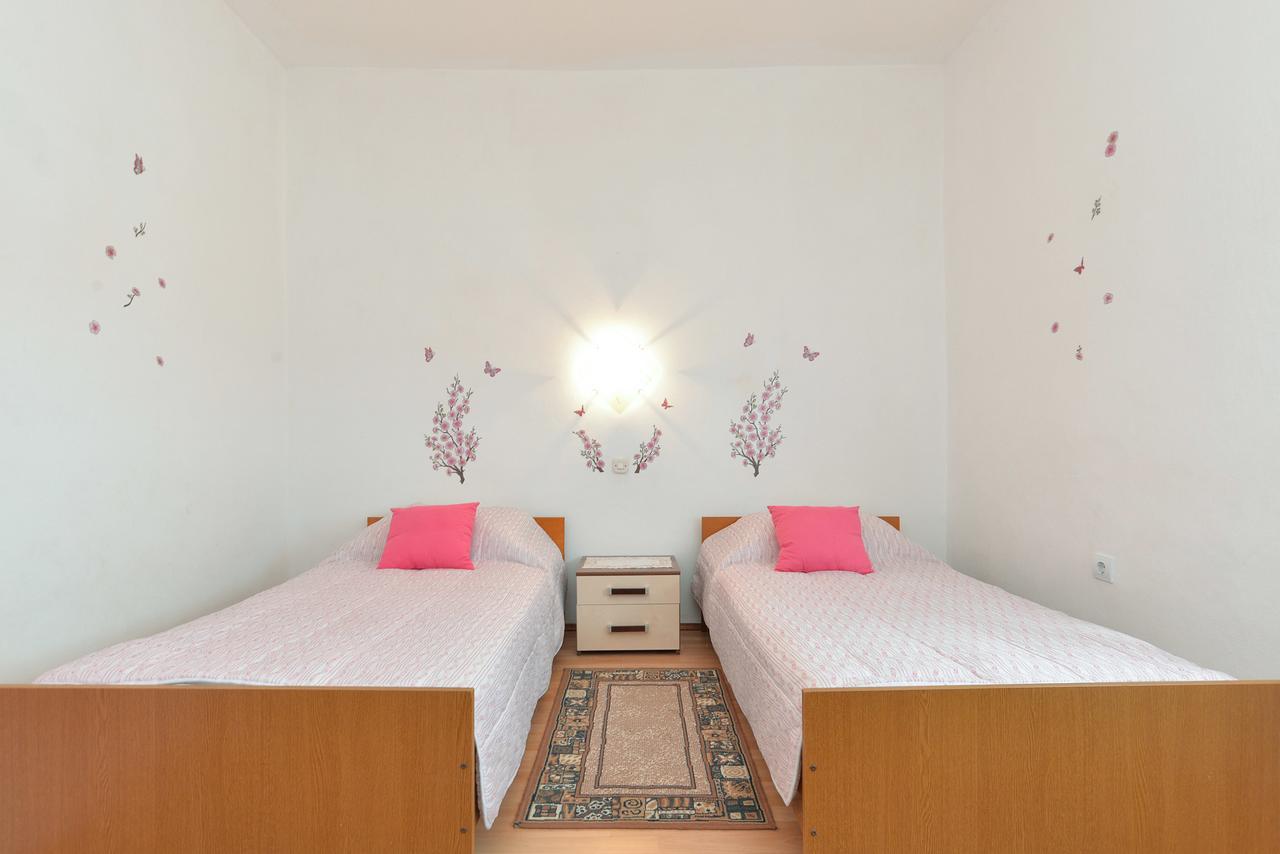 Apartments Stjepan 725 Fazana Bagian luar foto